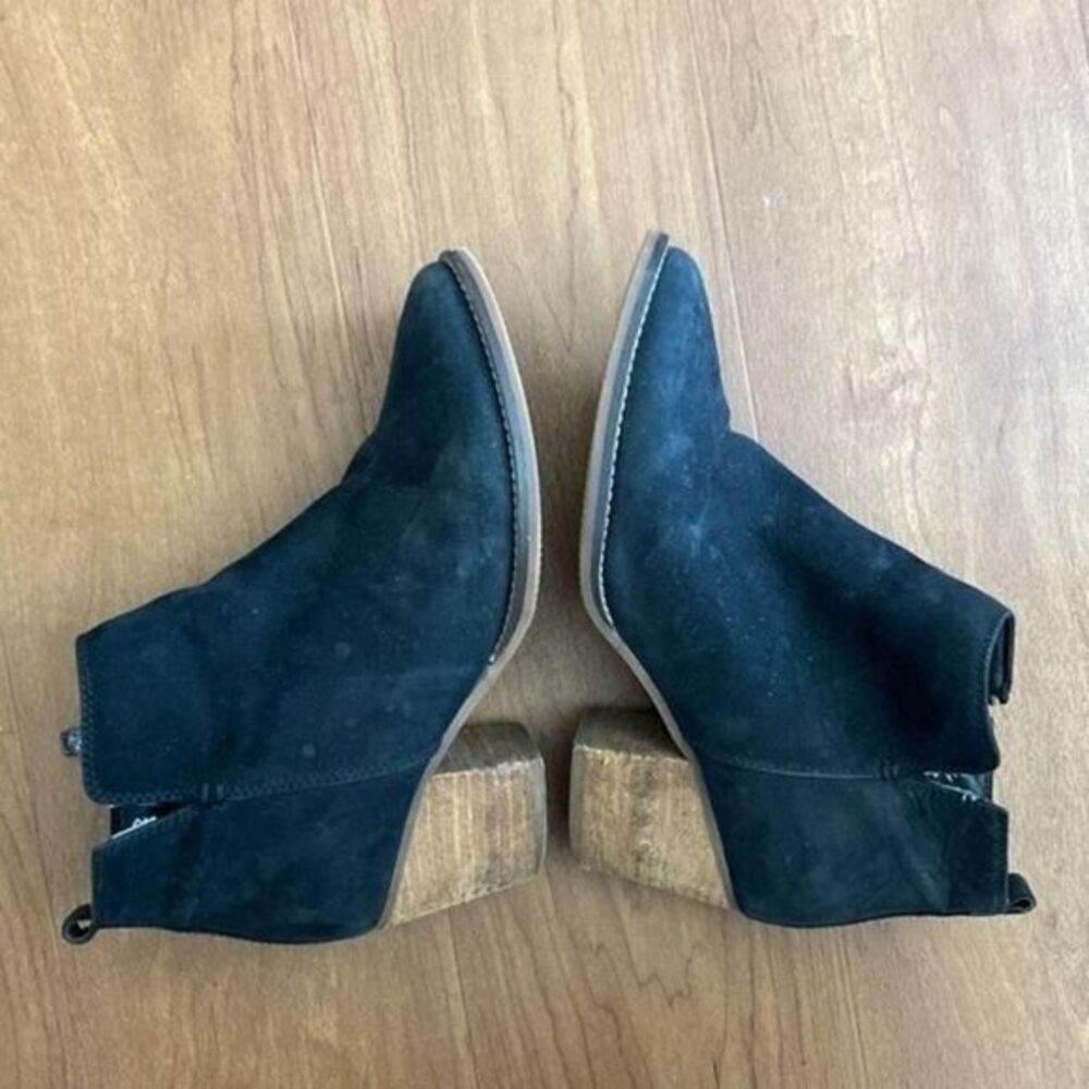 Blondo Norma Waterproof Booties Black Suede Ankle Boots Womens - Picture 3 of 5
